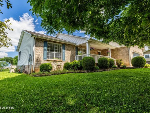 4007 Arnhem Circle , Maryville, TN 37801