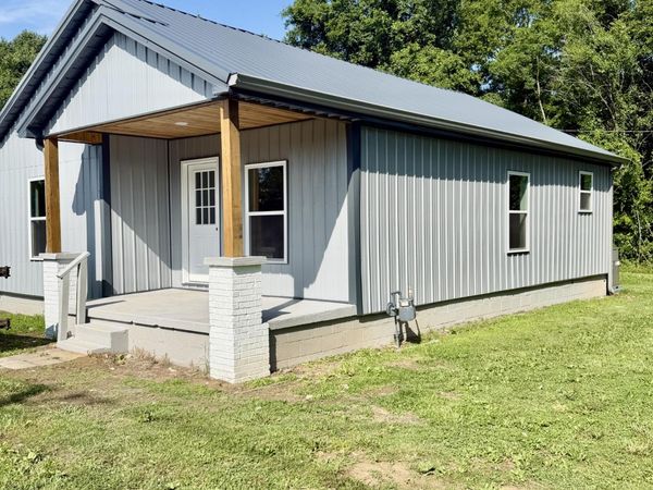 2465 Highway 43 S , Leoma, TN 38468