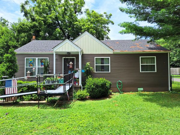 710 S High St , Winchester, TN 37398