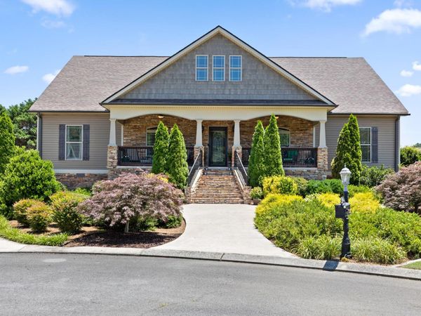 46 W Acorn Drive , Rock Spring, GA 30739
