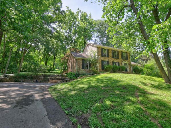 1011 Stuart Ln , Brentwood, TN 37027