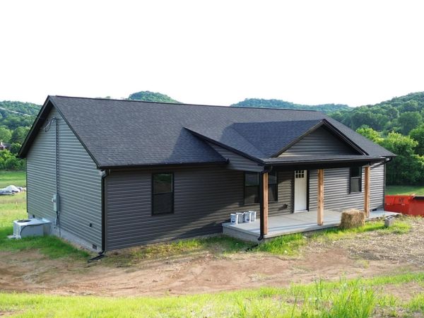 23 Wilkerson Hollow Ln , Brush Creek, TN 38547