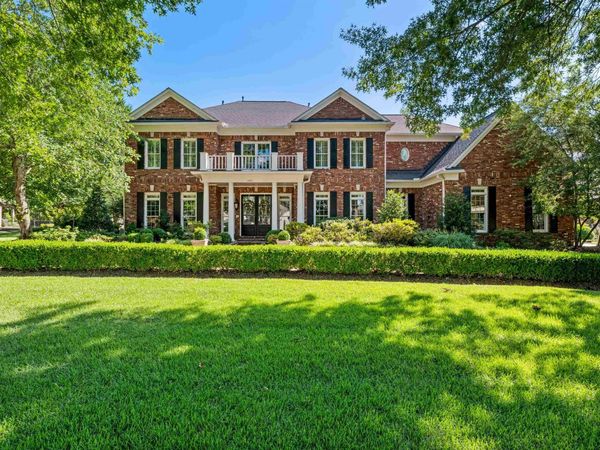 2421 HALLE PKY, Collierville, TN 38017