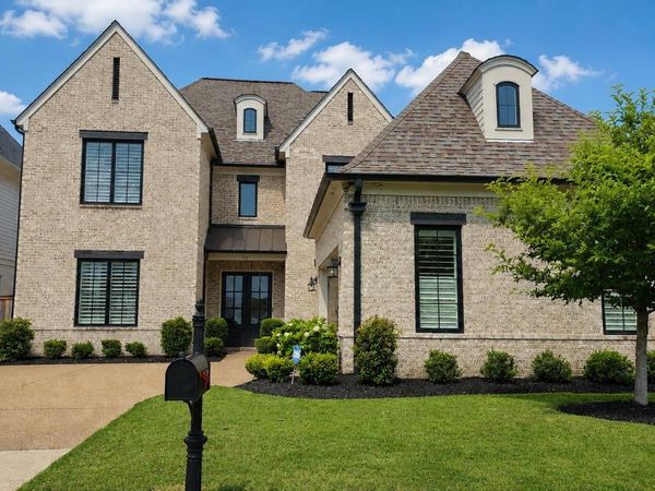 217 CHADWICK WOODS LN, Collierville, TN 38017