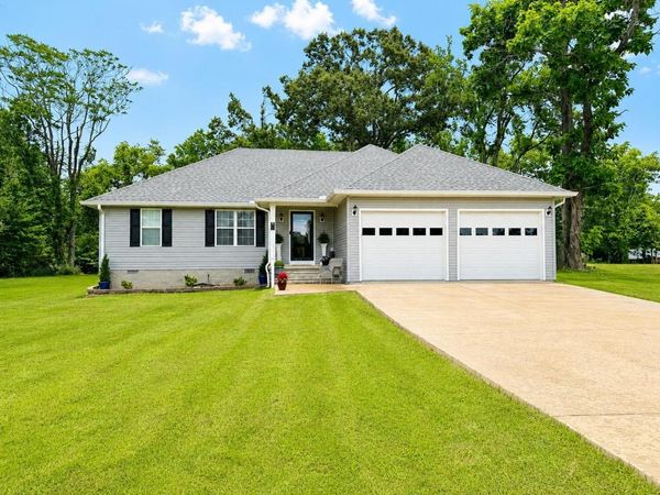 50 PERRY PL , Savannah, TN 38372
