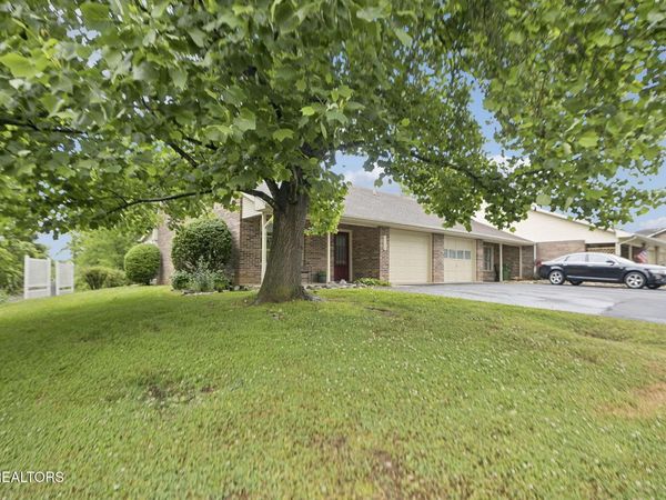 1134 Fielding Drive , Maryville, TN 37804
