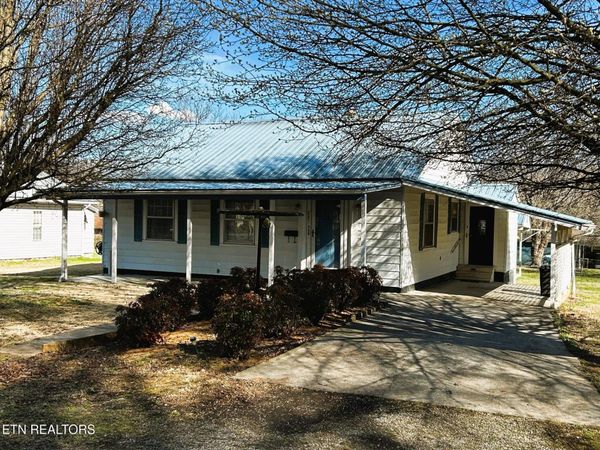 331 Louisiana Ave , Etowah, TN 37331