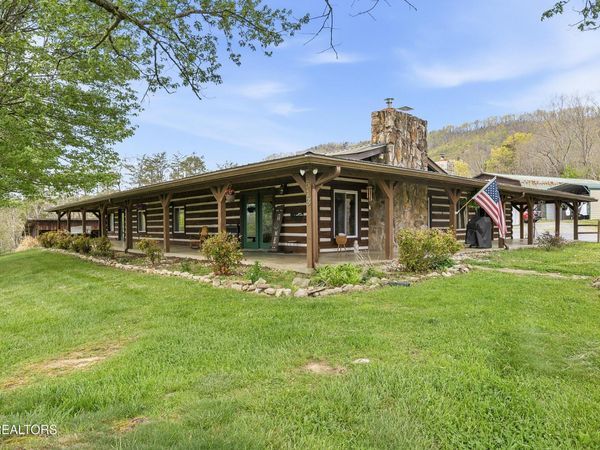 513 Nat Mullenix Rd , Rogersville, TN 37857