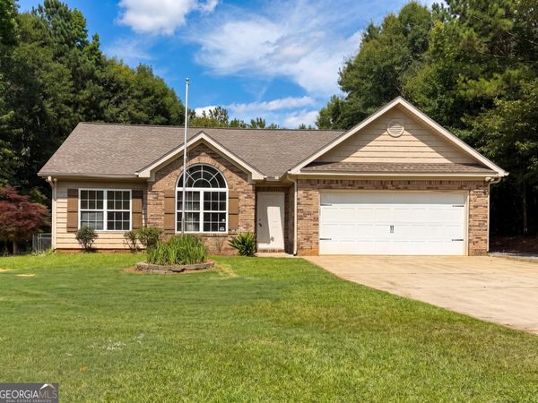 50 Horseshoe Lane, Jackson, GA 30233