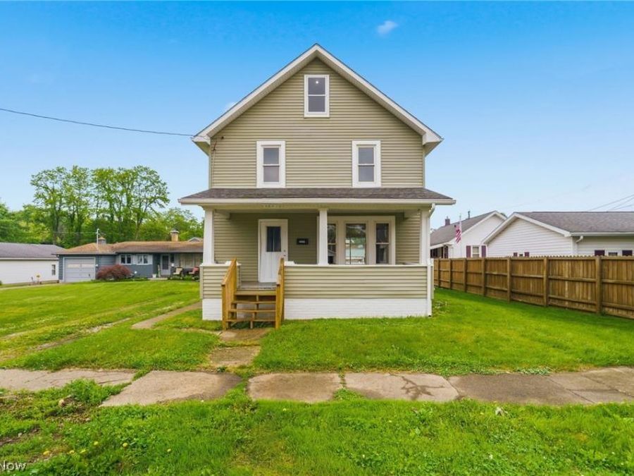 324 E Line Street , Minerva, OH 44657 Photo 1