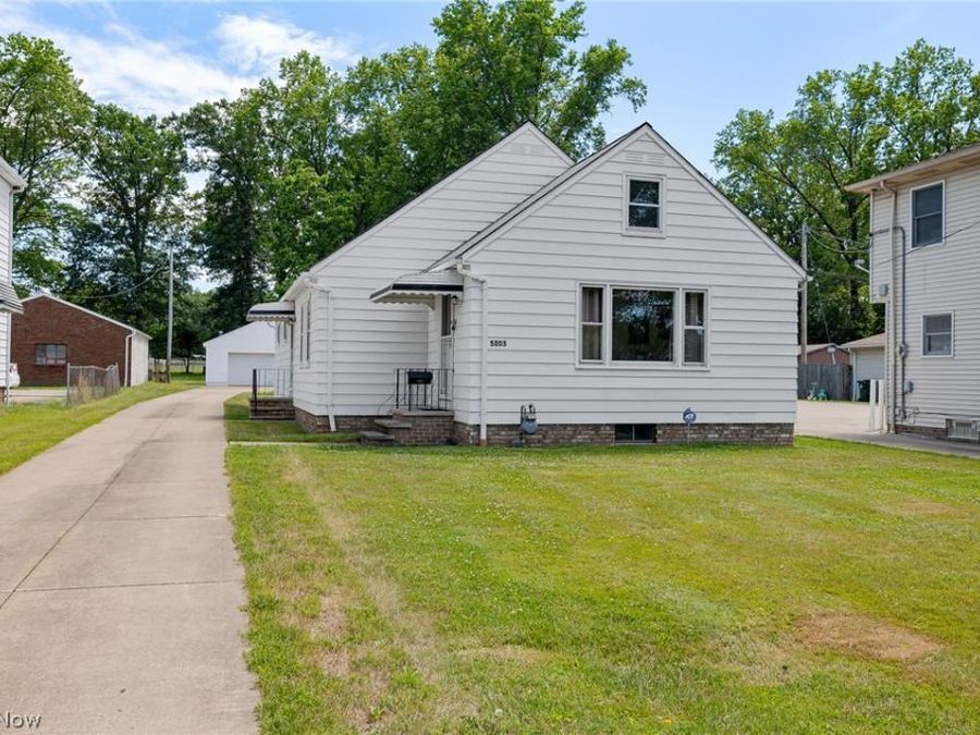 5203 Snow Road , Parma, OH 44134 Photo 1