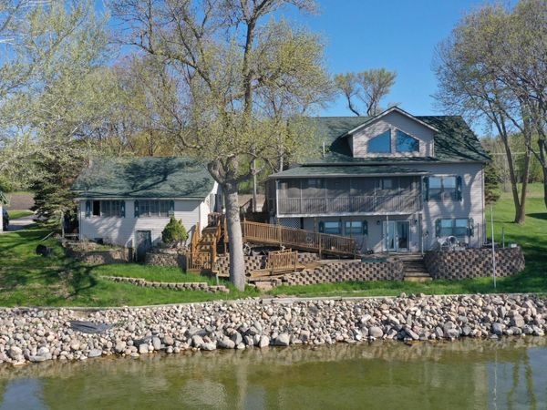 27777 N Shore Drive , Starbuck, MN 56381