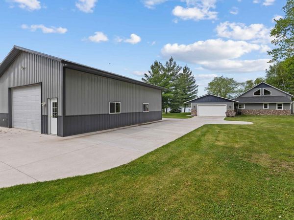 1000 Malone Park Road , Isle, MN 56342