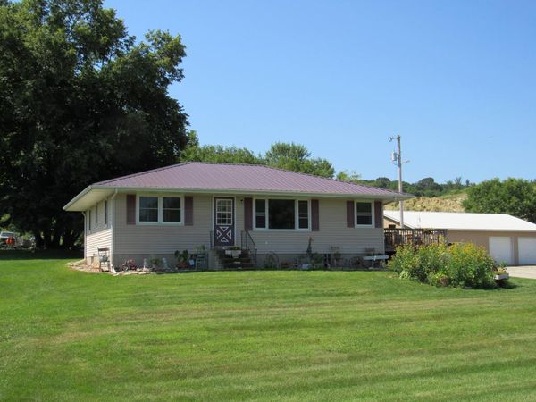 19876 Kodiac Road , Preston, MN 55965