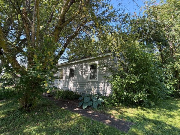 110 Poplar Lane S, Hinckley, MN 55037
