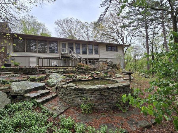 180 Pine Knot , Fairfield Bay, AR 72088