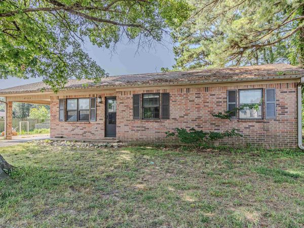 4504 Valley View , Paragould, AR 72450