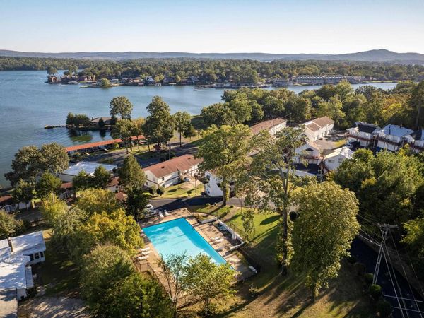 210 Aberina , Hot Springs, AR 71913