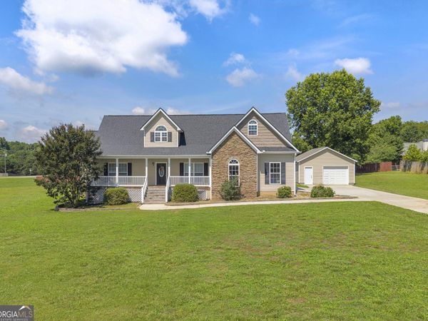 55 Smith Street, Royston, GA 30662