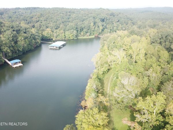 1650 Aslinger Rd, Dayton, TN 37321