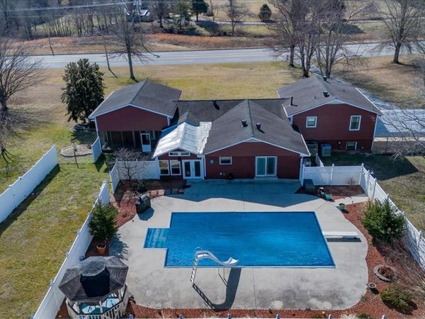 1119 Sparta Hwy , Smithville, TN 37166