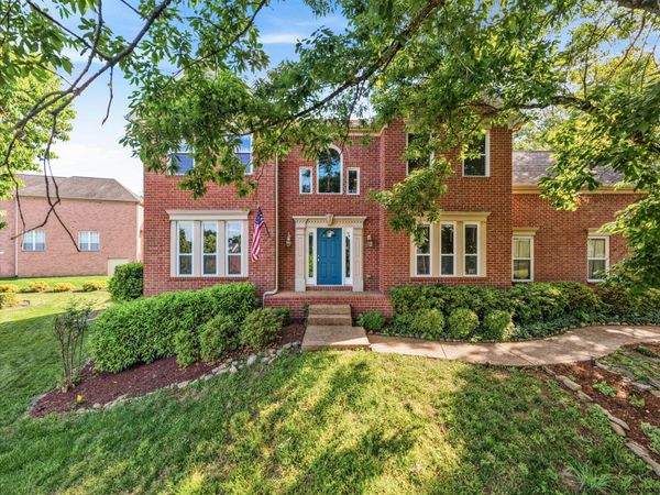 103 Masters Ct , Hendersonville, TN 37075