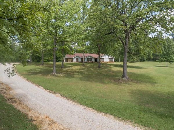 26 Cr 272, Water Valley, MS 38915