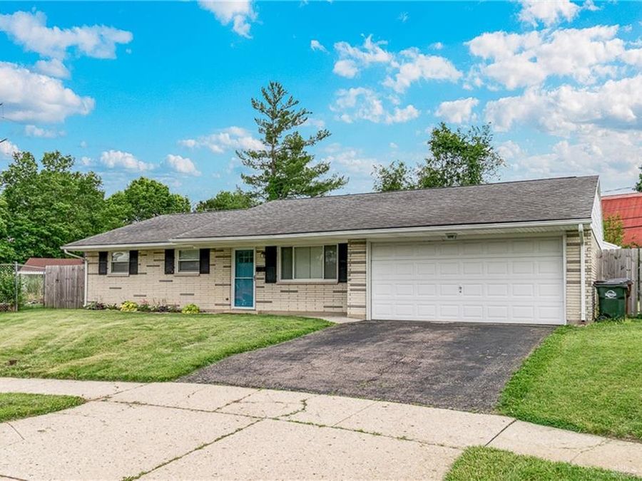 15 Greencliff Drive, Union, OH 45322 Photo 1