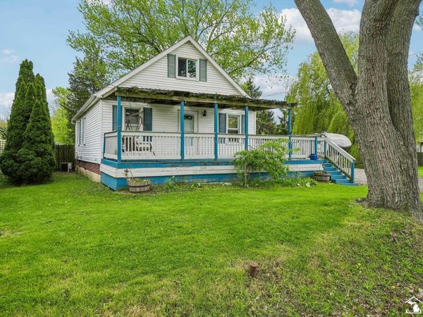 13752 Laplaisance Road, Monroe, MI 48161