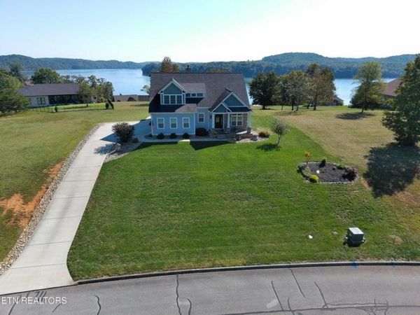 233 Serenity Drive, Harriman 37748