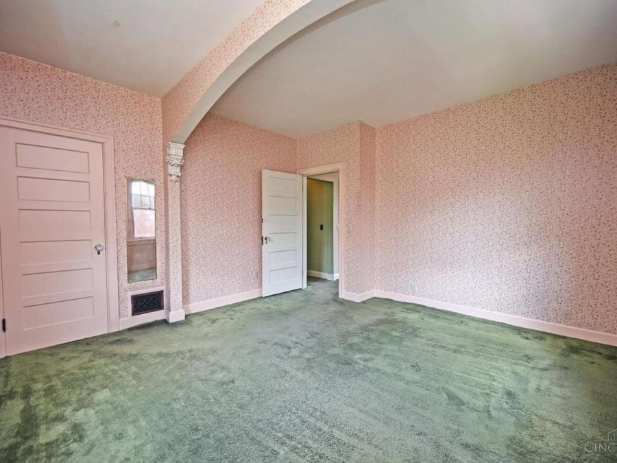 365 Terrace Avenue, Cincinnati, OH 45220 Photo 29