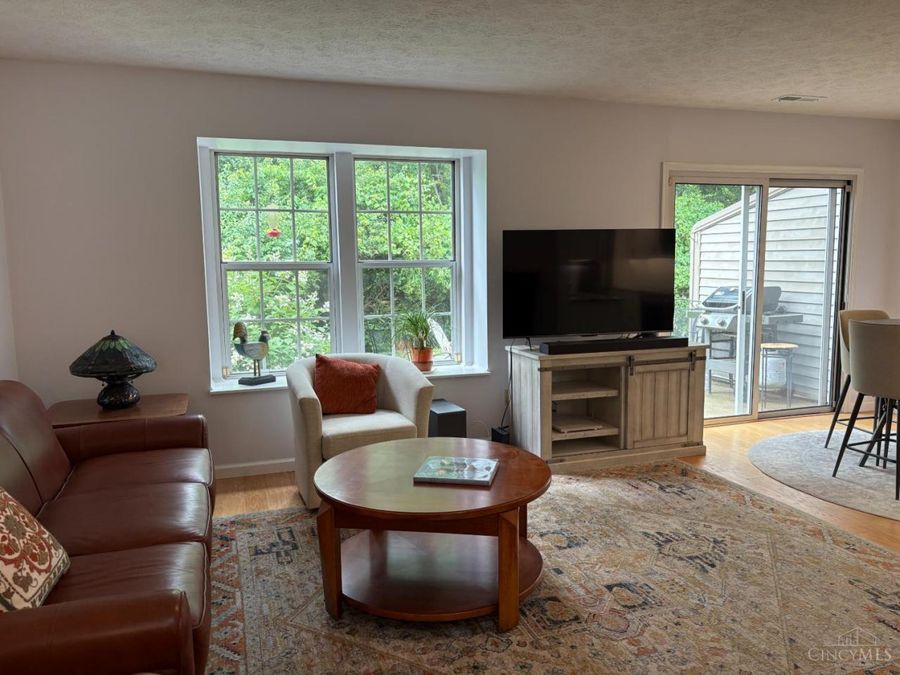 7562 Greenarbor Drive, Anderson Township, OH 45255 Photo 6