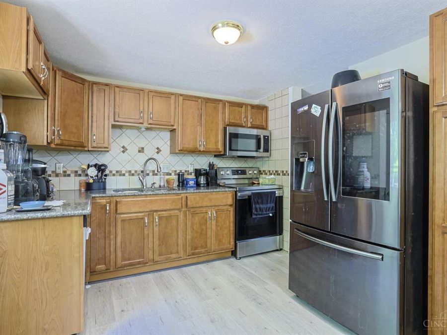 417 Westgate Drive, Cleves, OH 45002 Photo 13