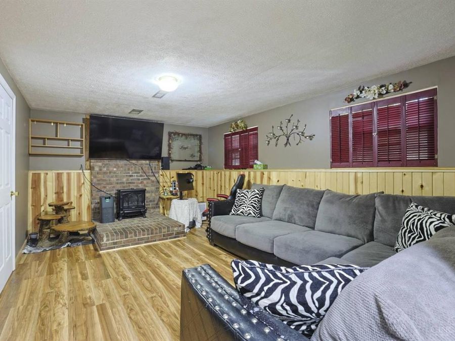 417 Westgate Drive, Cleves, OH 45002 Photo 8