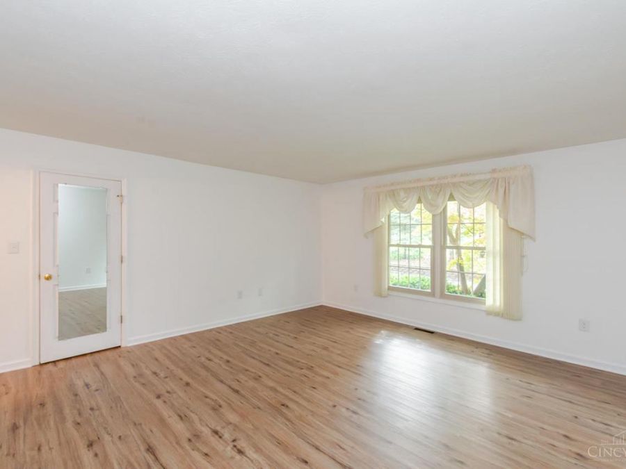 549 Skodborg Drive, Lakengren, OH 45320 Photo 6