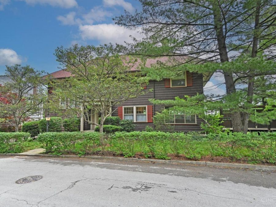 161 Lafayette Circle, Cincinnati, OH 45220 Photo 1