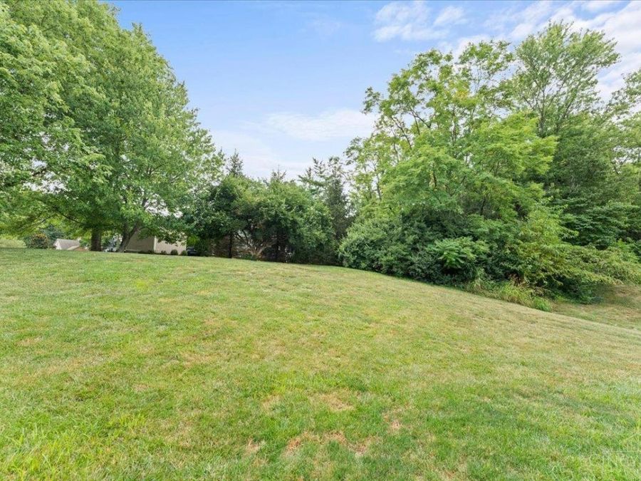 845 Eaglesknoll Court, Anderson Township, OH 45255 Photo 53