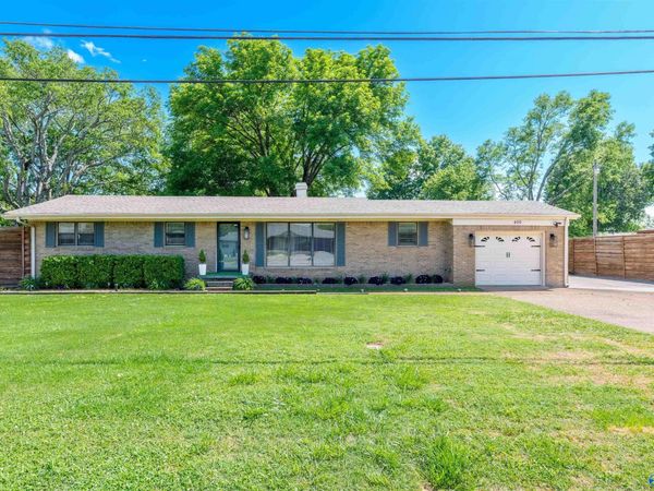 406 W 6th Street, Muscle Shoals, AL 35661