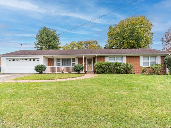 1817 Sundale Road, Johnson City, TN 37604