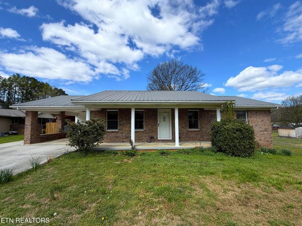 858 Burnett Drive , Newport, TN 37821