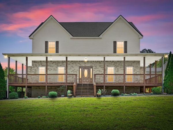 3367 Chapel Hill Rd , Clarksville, TN 37040