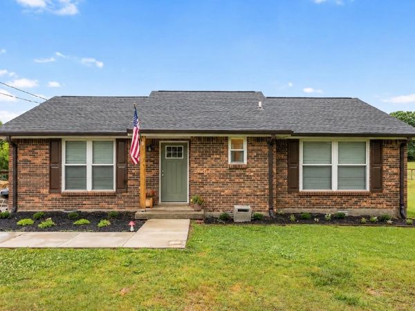 1046 Eastside Rd , Ashland City, TN 37015