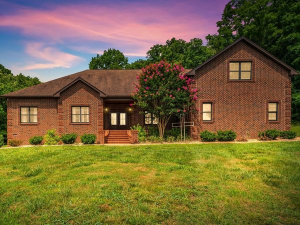 18 Tisdale Ln , Brush Creek, TN 38547