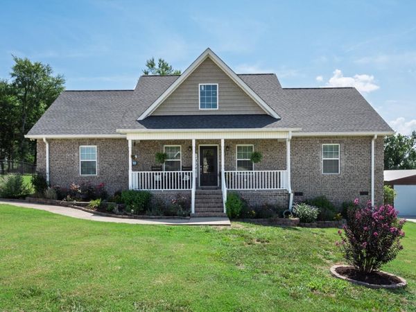 240 Mockingbird Ln , Hartsville, TN 37074