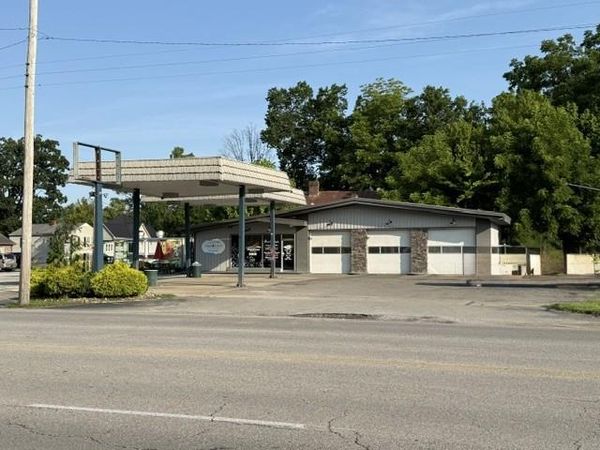 301 E Lincoln St , Tullahoma, TN 37388