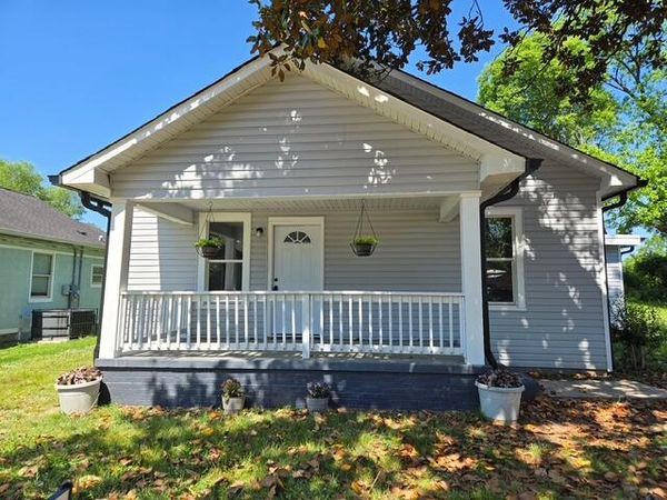 1055 N Orchard Knob Avenue, Chattanooga 37406