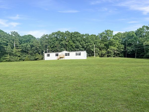 979 Oak Manor Drive, Cleveland 37323