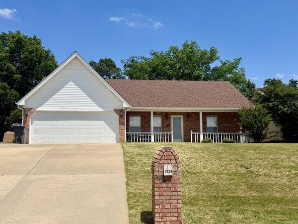 1301 30th N , Paragould, AR 72450