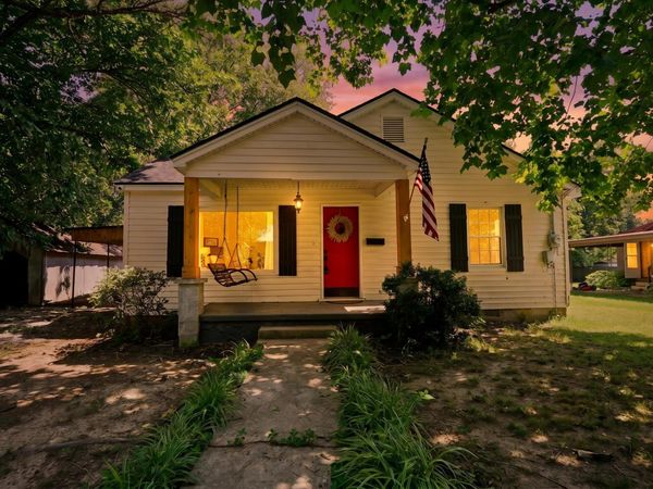 251 Mark W , Batesville, AR 72501