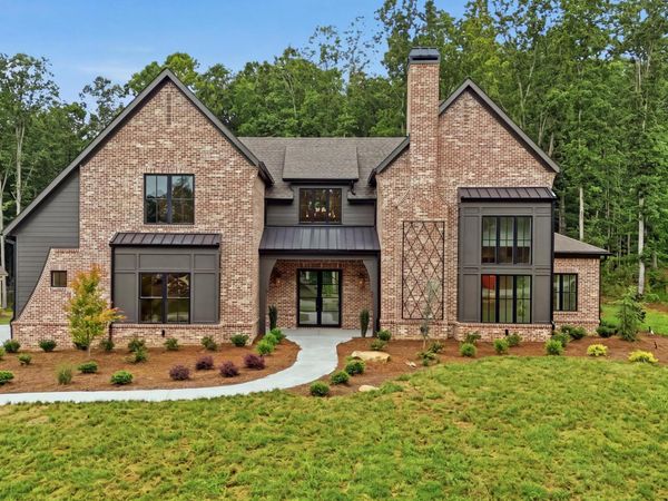8525 Bear Paw Trail, Signal Mountain 37377
